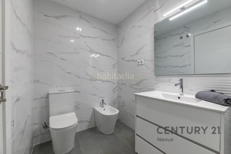 Planta baja en carrer de pere fizes planta baja impecable con acabados de alta calidad, suite y eficiencia energética en Terrassa