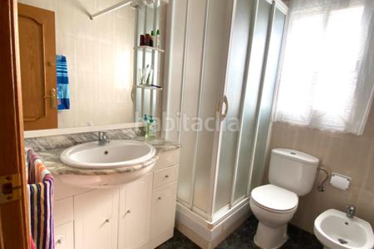 Chalet  bifamiliar ubicado en Can Parellada en Terrassa