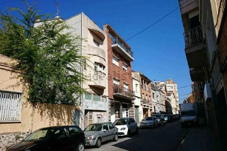 Chalet pareado en calle de Pau Marsal