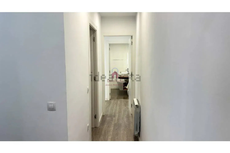 Chalet pareado en carretera de Rellinars