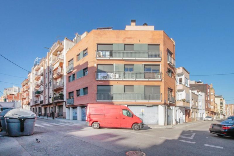 Piso  de 2 habitacion seminuevo en Sant Pere Nord Terrassa