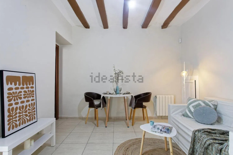 Chalet adosado en calle de Topete