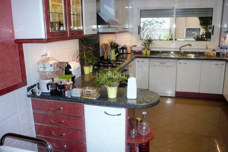 Casa gran casa cantonera en Ca n'Aurell Terrassa