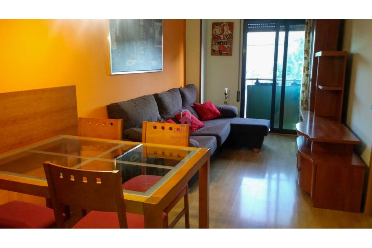 Poetesa Capara, Sant Pere Nord