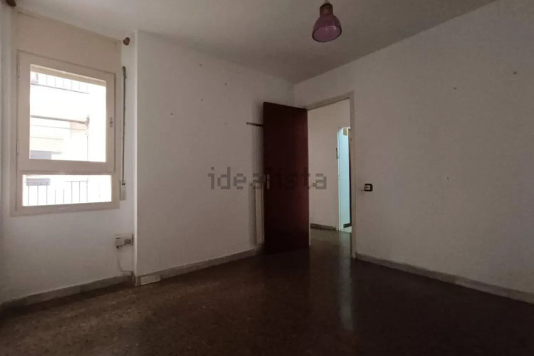 Piso en avenida de Josep Tarradellas