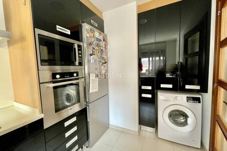Piso  en can aurell de ambar de 84 m2 y 3 habitaciones en Terrassa