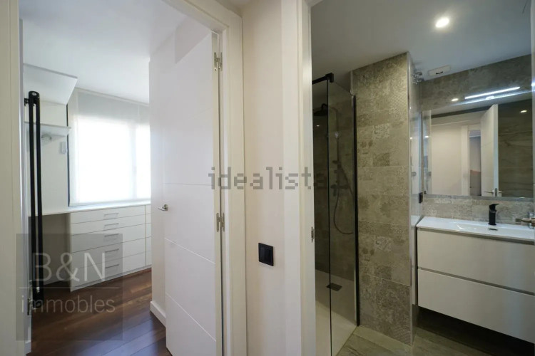 Un hogar para quienes buscan algo más que metros cuadrados. Una vivienda con carácter y alma.