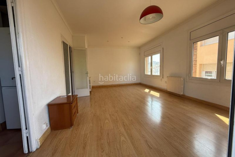 Piso gran oportunidad para inversores en el centro . en Terrassa