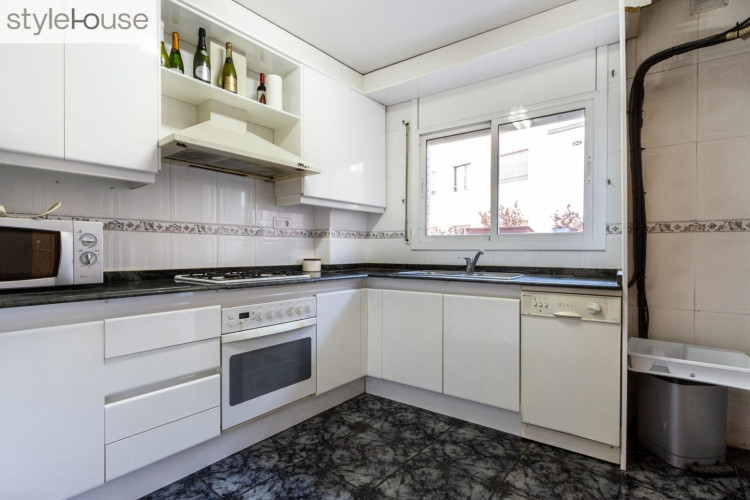 Terrassa - Carrer autonomia, Sant Pere