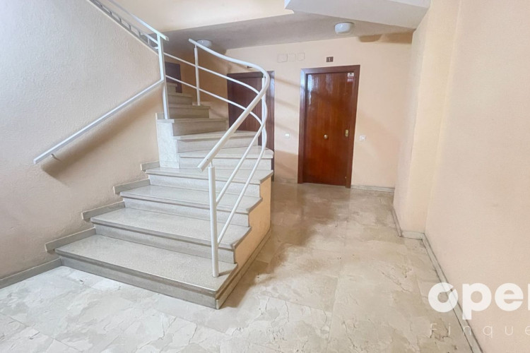 Mestre Serrat, Barri del Centre