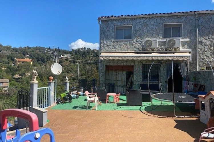 Chalet pareado en Barrio Can Gonteres