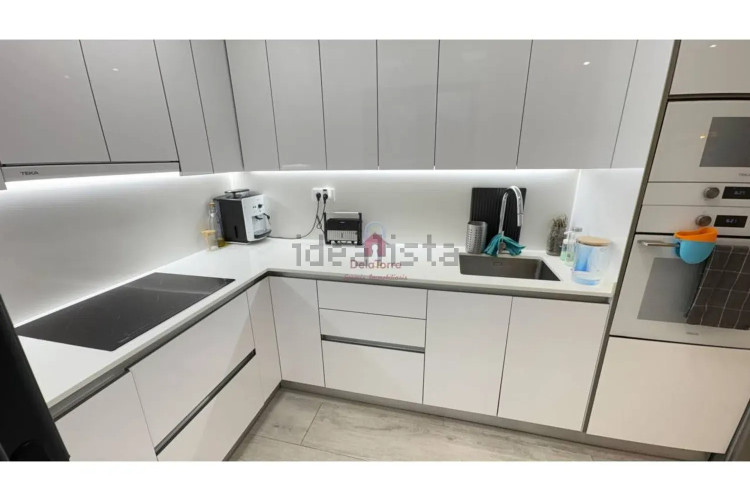 Chalet pareado en carretera de Rellinars