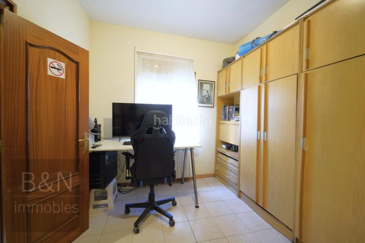 Piso una planta baja exclusiva, sin complicaciones, con espacios exteriores y mucho potencial. lista para empezar tu nueva vida. en Terrassa