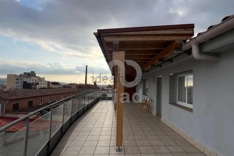 Dúplex en Barrio Centre