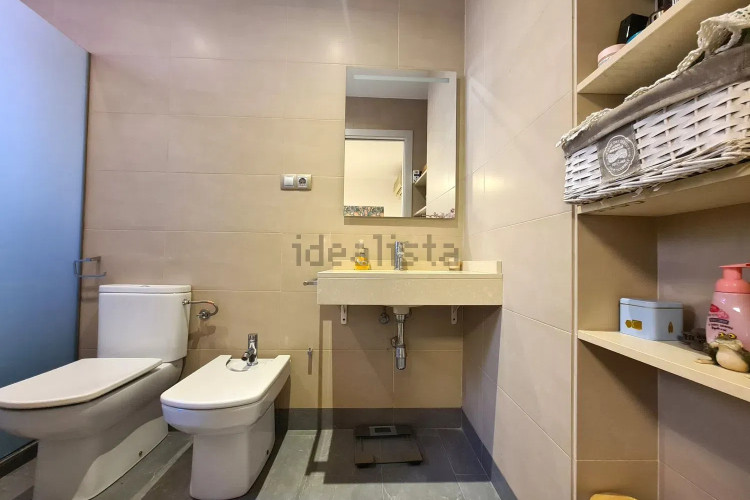 Chalet adosado en Barrio Roc Blanc