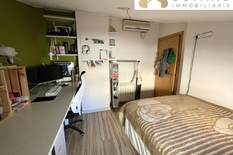 Dúplex con terrazas y fuego a tierra en sant pere en Terrassa