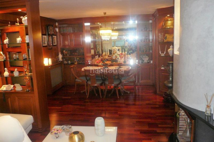 Casa gran casa cantonera en Ca n'Aurell Terrassa