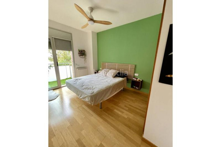 Piso  en can aurell de ambar de 84 m2 y 3 habitaciones en Terrassa