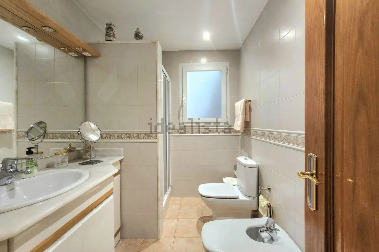 Chalet adosado en Barrio La Cogullada