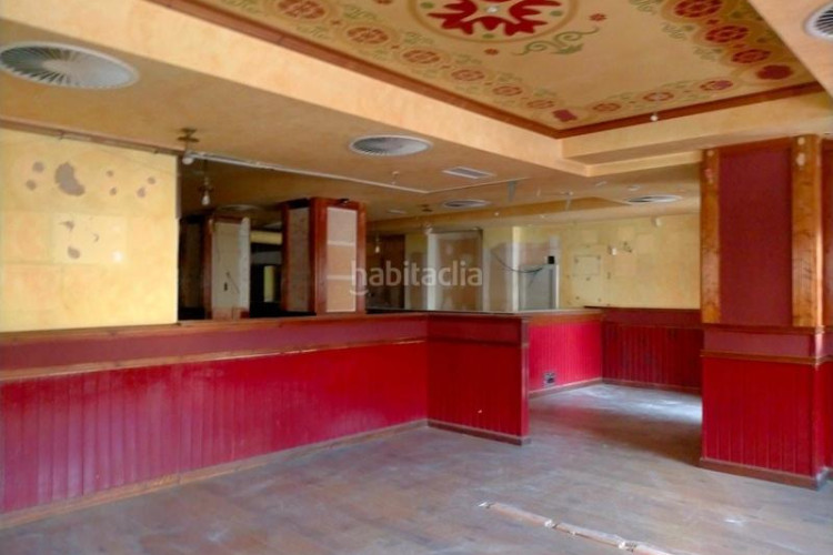 Piso local en Ca n'Aurell Terrassa