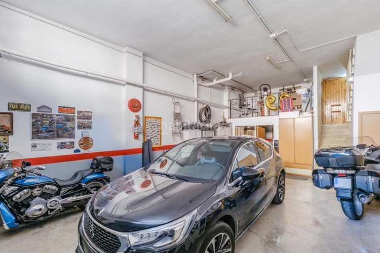 Casa adosada  en venta en can aurell en Terrassa