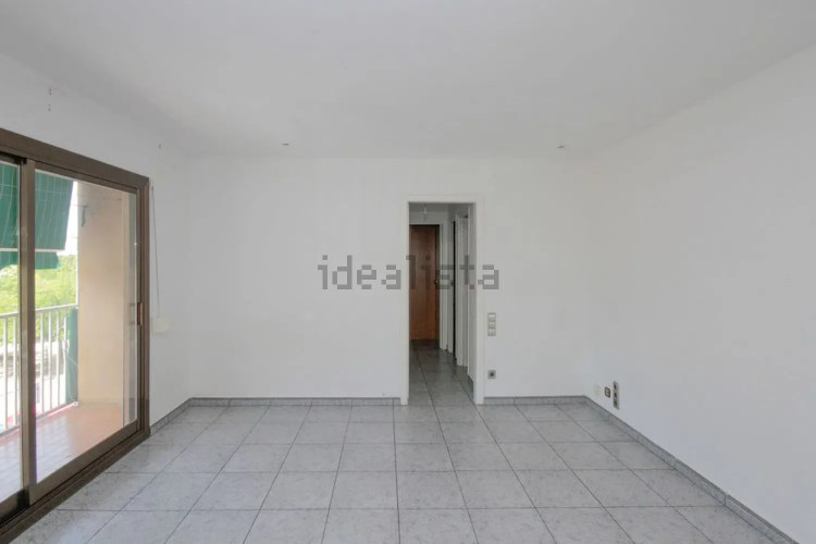 Piso en calle de Romania