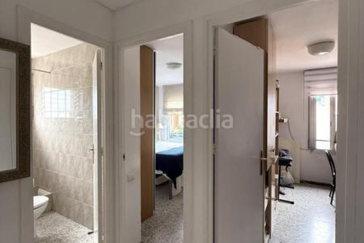 Piso pis en bon estat de conservació en Torrent d'en Pere Parres Terrassa