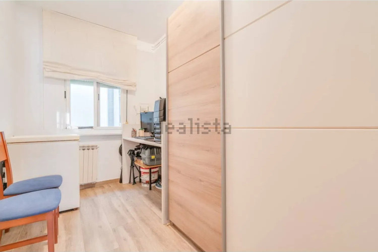 Piso en Barrio Escoles