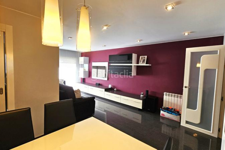 Piso en carrer de pau marsal 76 exclusiva vivienda con acabados de lujo y una ubicación inmejorable. en Terrassa