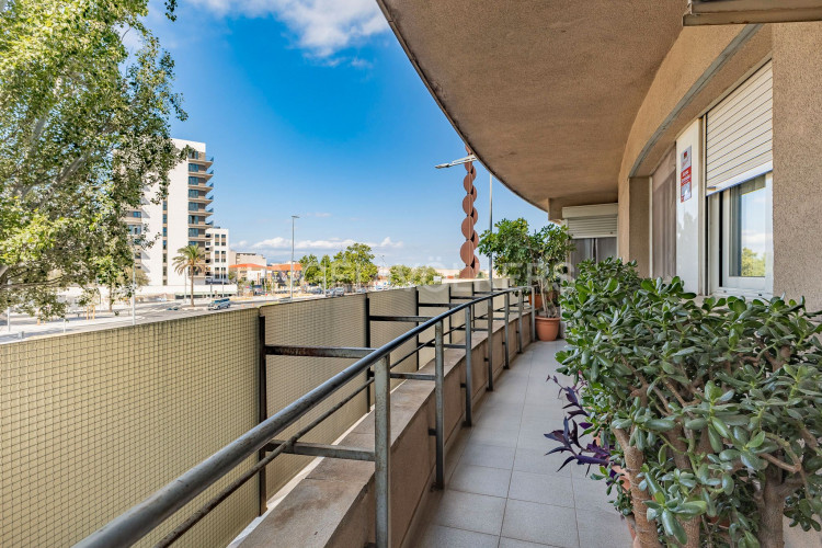 Vallparadu00EDs - Antic Poble de Sant Pere