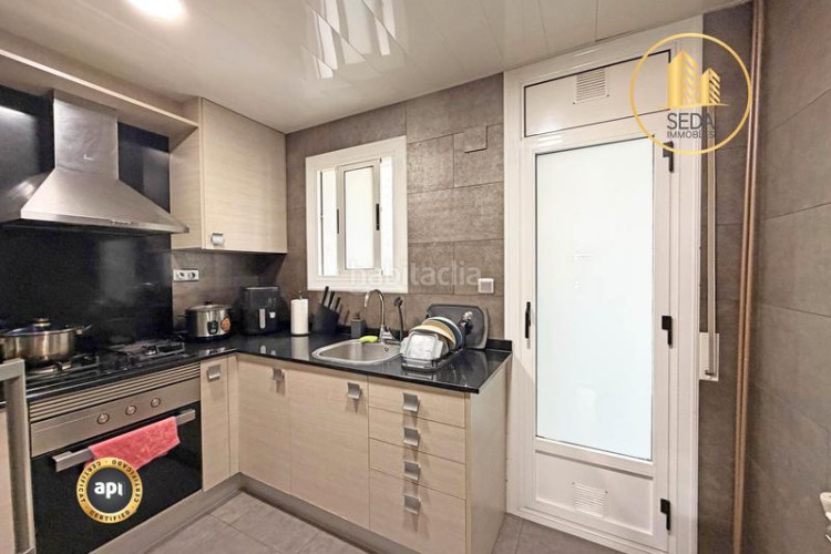 Piso luminoso ático de 4 habitaciones en Can Palet, en Terrassa