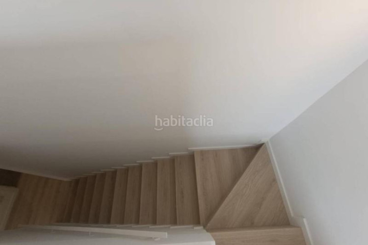 Dúplex  duplex de 3 habitaciones y terraza obra nueva en Terrassa