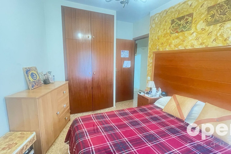 Mestre Serrat, Barri del Centre