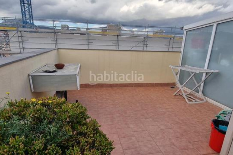 Dúplex duplex de 2 habitaciones y dos terrazas en Terrassa