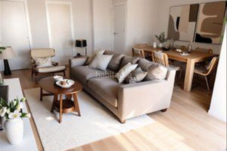 Piso  en venta en zona escoles, 3 dormitorios. en Terrassa