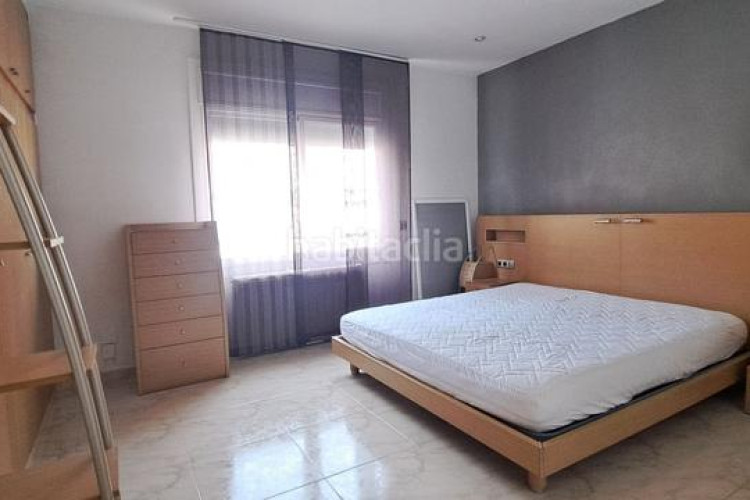 Casa el hogar que tu familia sueña te espera en can montllor! en Terrassa