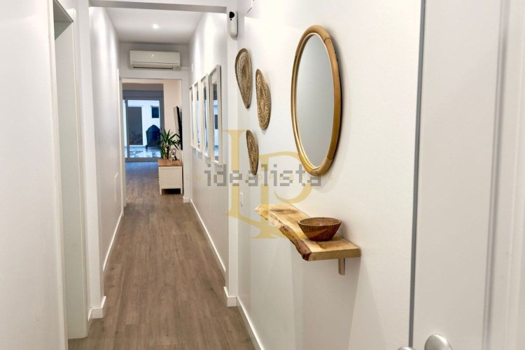 Chalet adosado en venta en Calle de Solsona