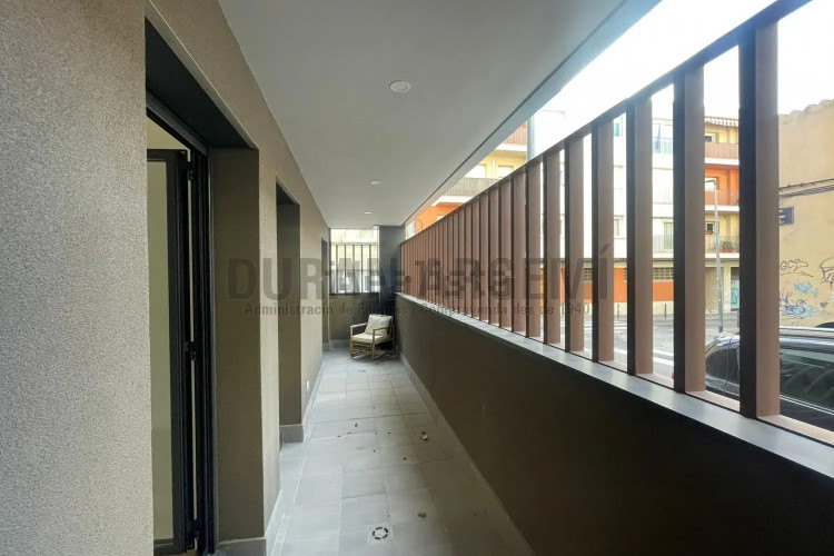 Piso en calle Transversal, 181