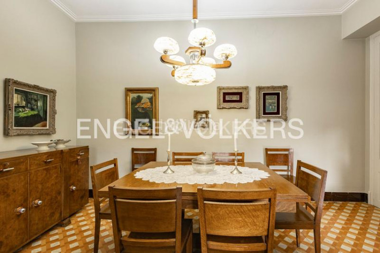 Apartamento vive en el corazón con historia, estilo y todo el confort actual en Terrassa