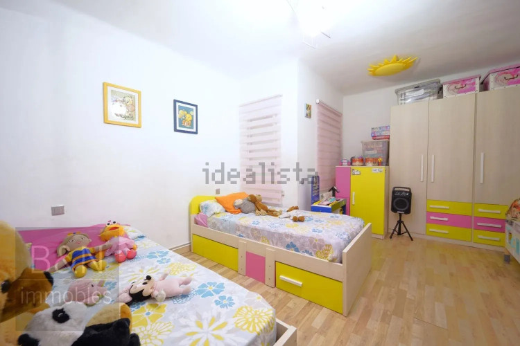 EN EL CENTRO DE TERRASSA CON TERRAZA DE 20 m² Y A UN PASO DEL PARC VALLPARADÍS