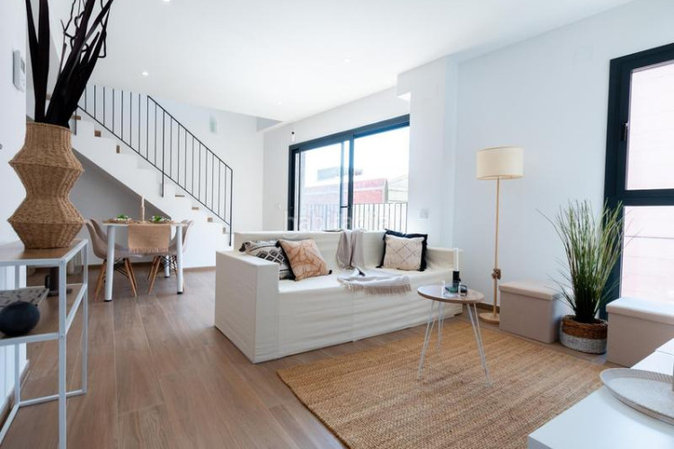 Dúplex  de obra nueva en la calle catalunya, sant pere. 3 habitaciones y terraza 30m. en Terrassa