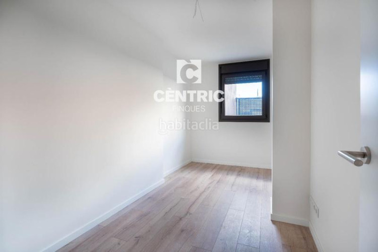 Piso prat de la riba, obra nueva en San Pere Terrassa