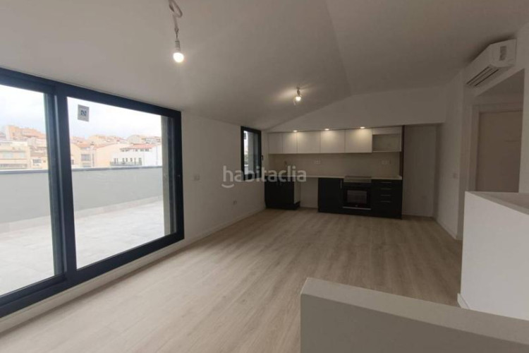 Dúplex  duplex de 3 habitaciones y terraza obra nueva en Terrassa