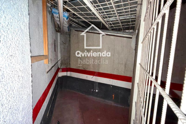 Ático  de 3 habitaciones con gran balcón en av glories catalanes, en Terrassa