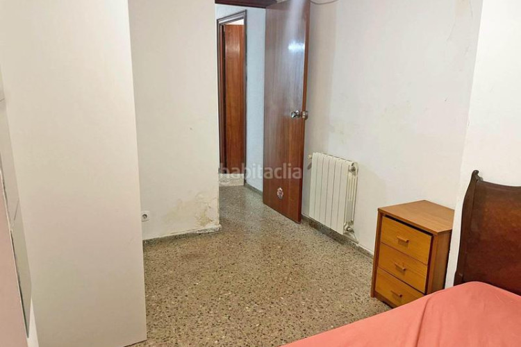 Piso  en venta zona escoles en Cementiri Vell Terrassa