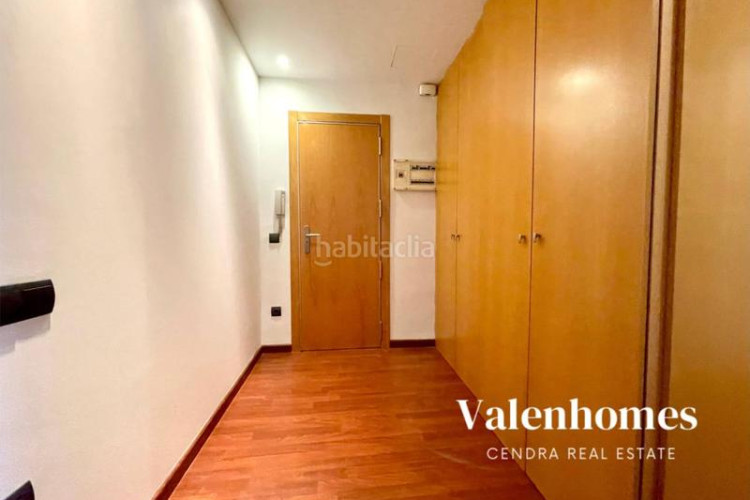 Piso precioso y amplio piso en calle topete. en Barri del Centre Terrassa