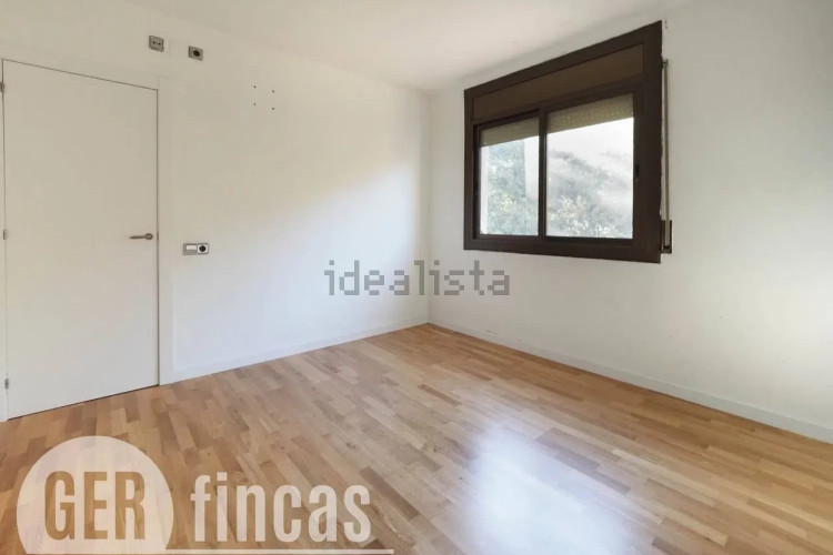 Piso en avenida de Joaquim de Sagrera