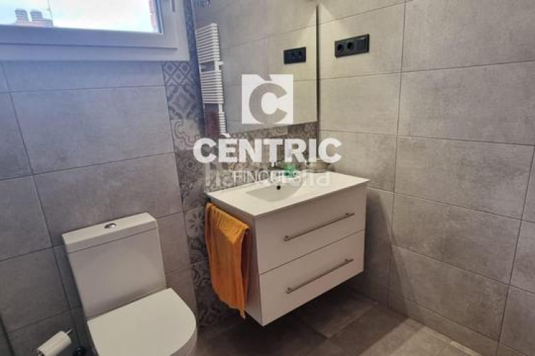 Piso dúplex 3 habt estudio pk en Les Arenes - La Grípia - Can Montllor Terrassa