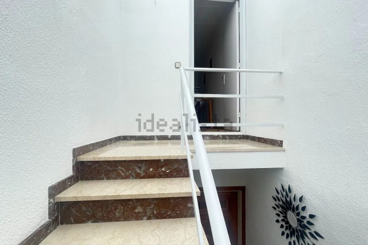 Casa independiente en carretera de Rellinars