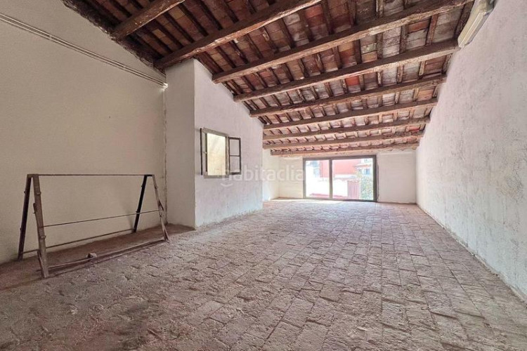 Casa junto a rambla de egara en Segle XX Terrassa